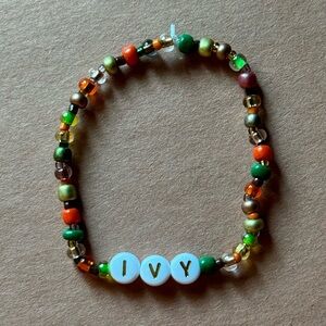 Taylor Swift ivy bracelet